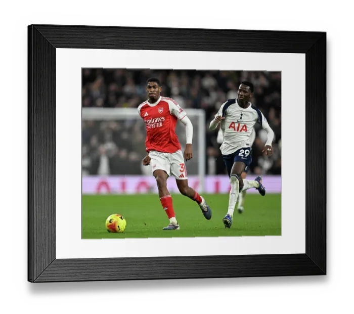 Framed Print : Tottenham Hotspur v Arsenal - Premier League