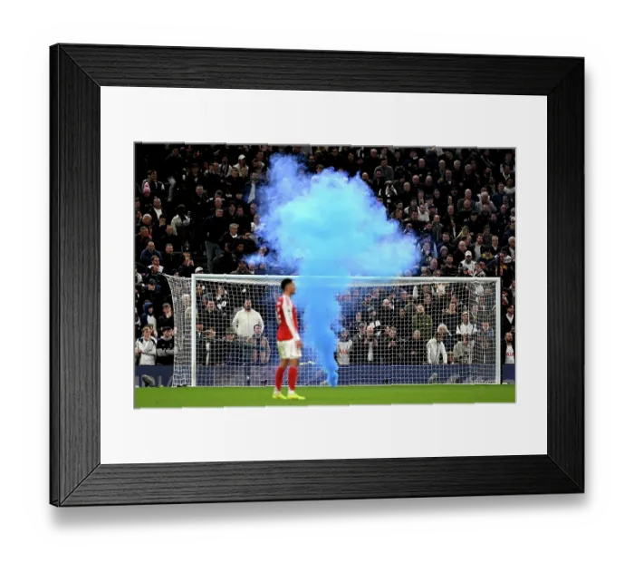 Framed Print : Tottenham Hotspur v Arsenal - Premier League