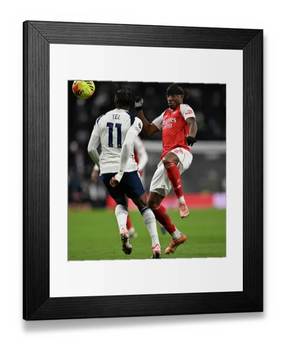Framed Print : Tottenham Hotspur v Arsenal - Premier League Framed Print : Tottenham Hotspur v Arsenal - Premier League