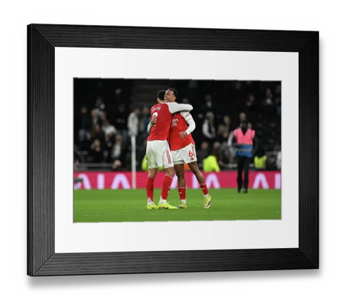 Framed Print : Tottenham Hotspur v Arsenal - Premier League