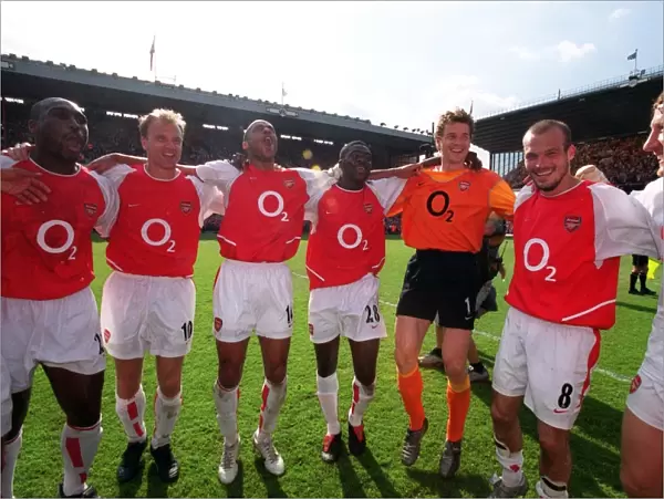FA Premiership Showdown: Arsenal vs Leicester City, May 15, 2004, Highbury, London