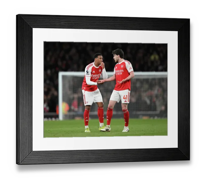 Framed Print : Arsenal v Chelsea - Premier League