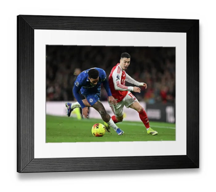 Framed Print : Arsenal v Chelsea - Premier League Framed Print : Arsenal v Chelsea - Premier League