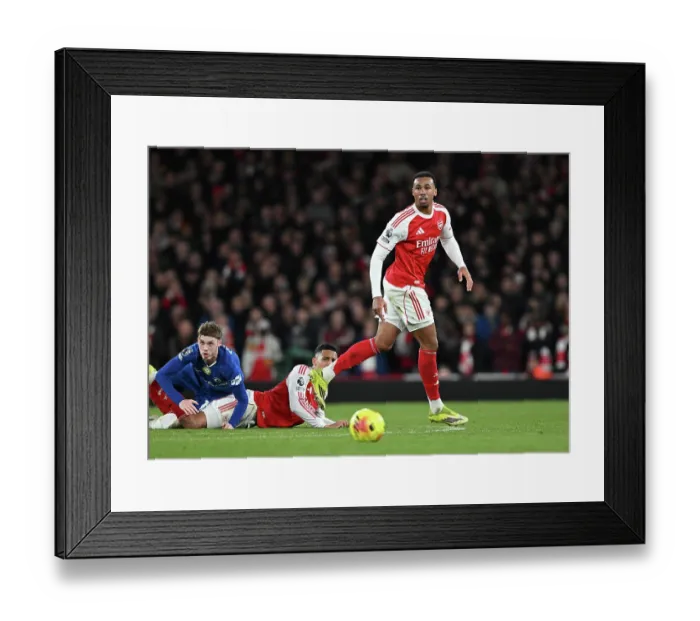 Framed Print : Arsenal v Chelsea - Premier League