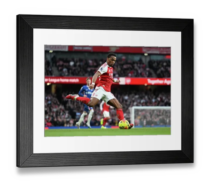 Framed Print : Arsenal v Chelsea - Premier League