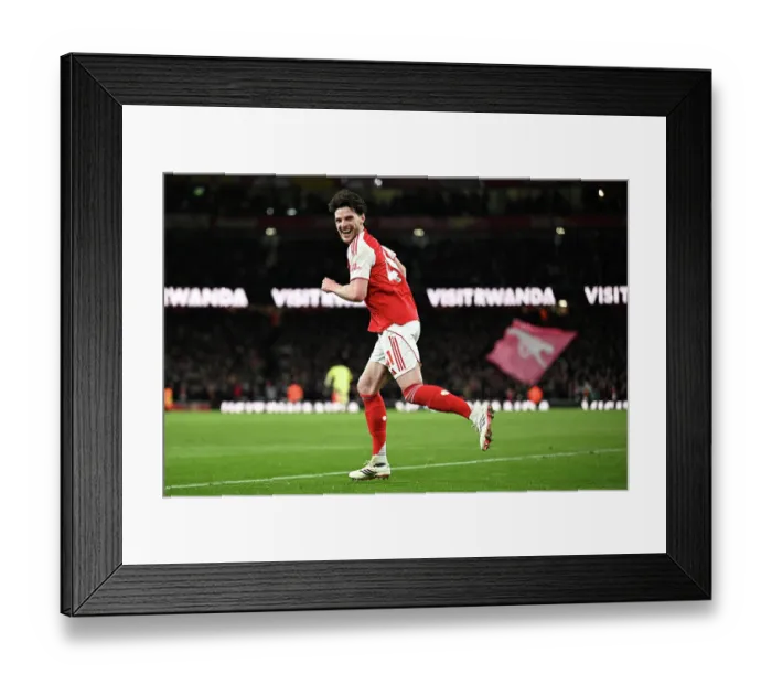 Framed Print : Arsenal v Chelsea - Premier League