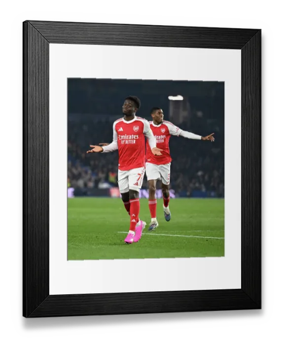Framed Print : Brighton & Hove Albion v Arsenal - Premier League Brighton & Hove Albion v Arsenal - Premier League Framed Print : Brighton & Hove Albion v Arsenal - Premier League Brighton & Hove Albion v Arsenal - Premier League