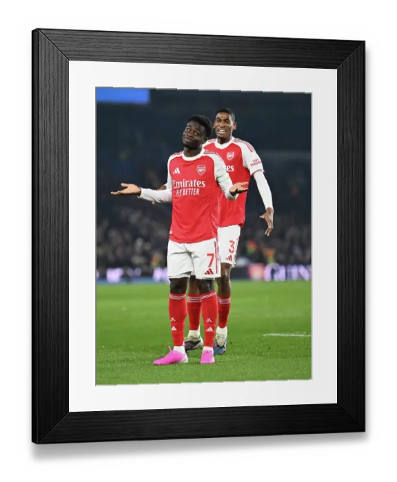 Framed Print : Brighton & Hove Albion v Arsenal - Premier League