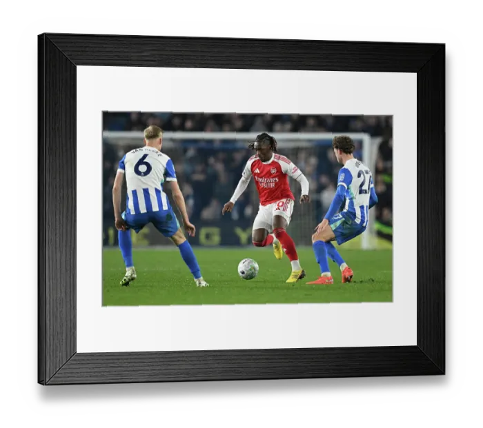 Framed Print : Brighton & Hove Albion v Arsenal - Premier League Brighton & Hove Albion v Arsenal - Premier League Framed Print : Brighton & Hove Albion v Arsenal - Premier League Brighton & Hove Albion v Arsenal - Premier League