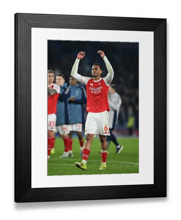 Framed Print : Brighton & Hove Albion v Arsenal - Premier League Brighton & Hove Albion v Arsenal - Premier League Framed Print : Brighton & Hove Albion v Arsenal - Premier League Brighton & Hove Albion v Arsenal - Premier League
