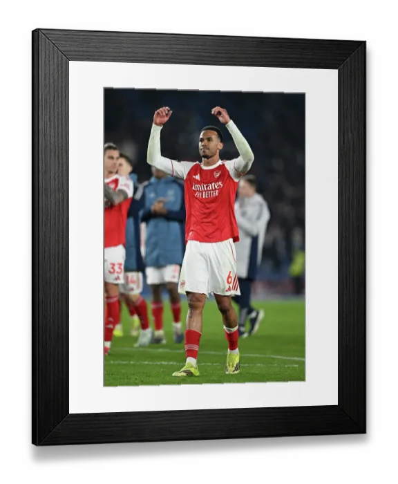 Framed Print : Brighton & Hove Albion v Arsenal - Premier League Brighton & Hove Albion v Arsenal - Premier League