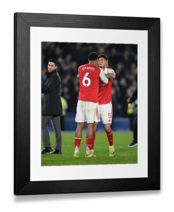 Framed Print : Brighton & Hove Albion v Arsenal - Premier League Brighton & Hove Albion v Arsenal - Premier League Framed Print : Brighton & Hove Albion v Arsenal - Premier League Brighton & Hove Albion v Arsenal - Premier League