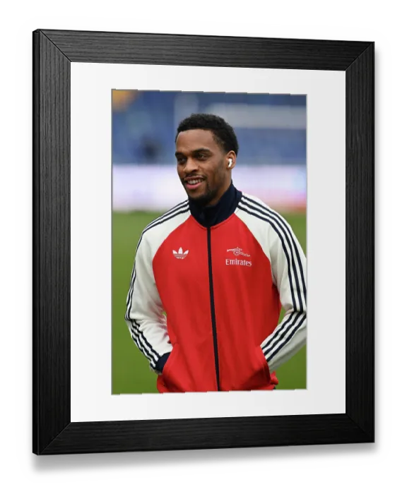 Framed Print : Mansfield Town v Arsenal - Emirates FA Cup Fifth Round