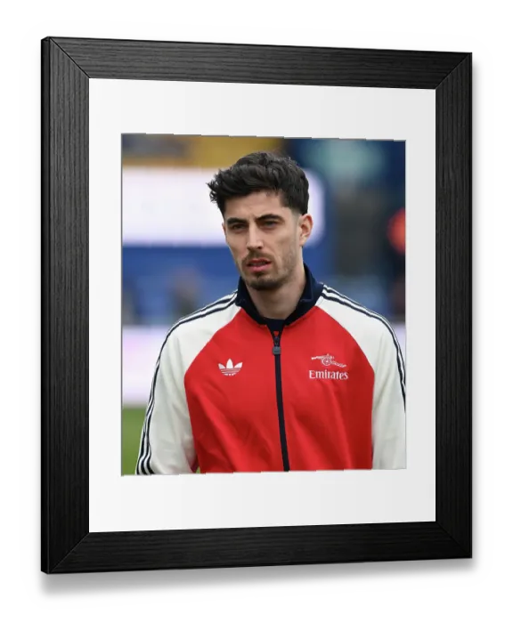 Framed Print : Mansfield Town v Arsenal - Emirates FA Cup Fifth Round