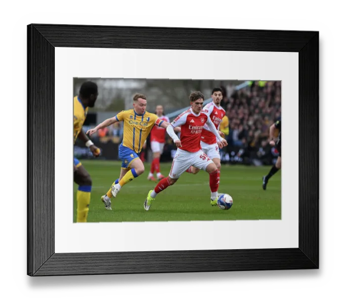 Framed Print : Mansfield Town v Arsenal - Emirates FA Cup Fifth Round Framed Print : Mansfield Town v Arsenal - Emirates FA Cup Fifth Round