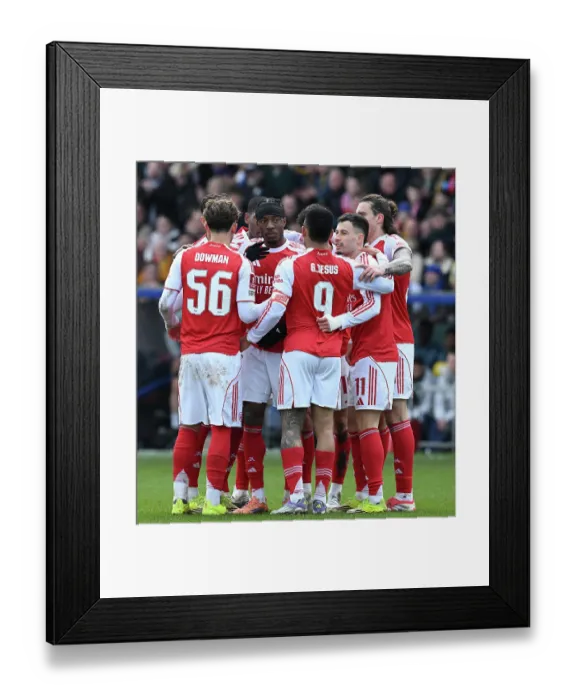 Framed Print : Mansfield Town v Arsenal - Emirates FA Cup Fifth Round