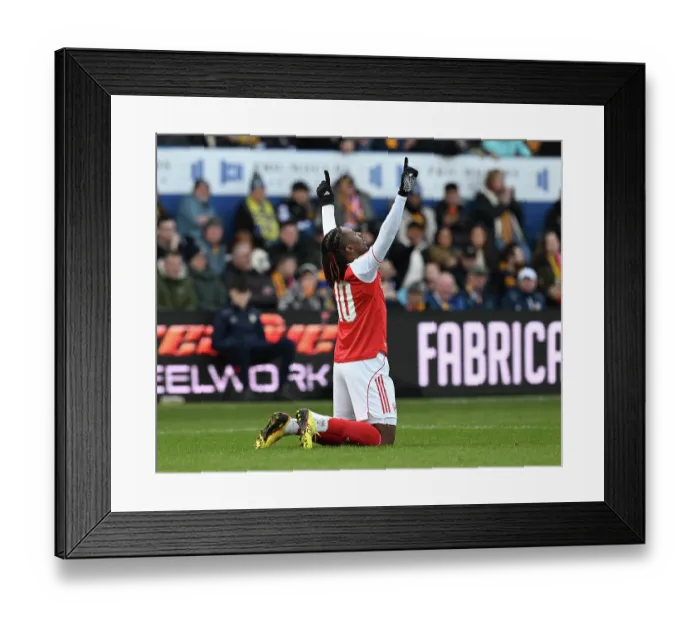 Framed Print : Mansfield Town v Arsenal - Emirates FA Cup Fifth Round Framed Print : Mansfield Town v Arsenal - Emirates FA Cup Fifth Round