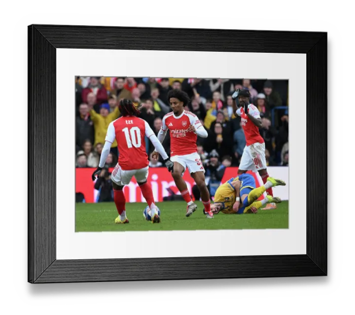 Framed Print : Mansfield Town v Arsenal - Emirates FA Cup Fifth Round