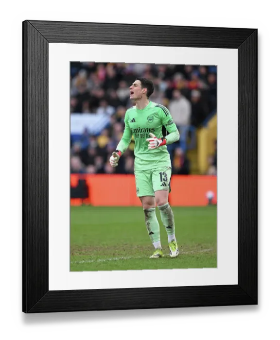 Framed Print : Mansfield Town v Arsenal - Emirates FA Cup Fifth Round Framed Print : Mansfield Town v Arsenal - Emirates FA Cup Fifth Round
