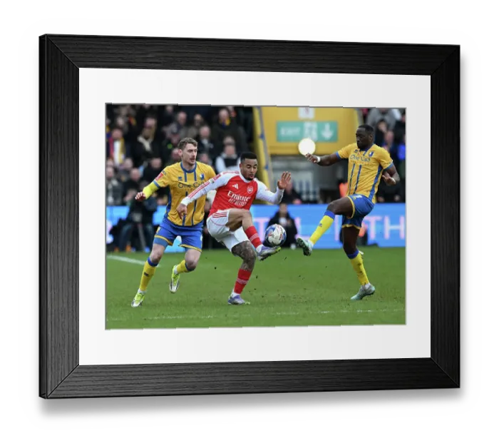 Framed Print : Mansfield Town v Arsenal - Emirates FA Cup Fifth Round Framed Print : Mansfield Town v Arsenal - Emirates FA Cup Fifth Round