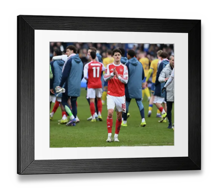 Framed Print : Mansfield Town v Arsenal - Emirates FA Cup Fifth Round Framed Print : Mansfield Town v Arsenal - Emirates FA Cup Fifth Round