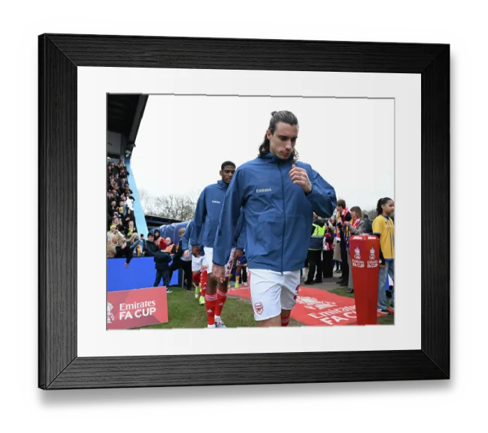 Framed Print : Mansfield Town v Arsenal - Emirates FA Cup Fifth Round