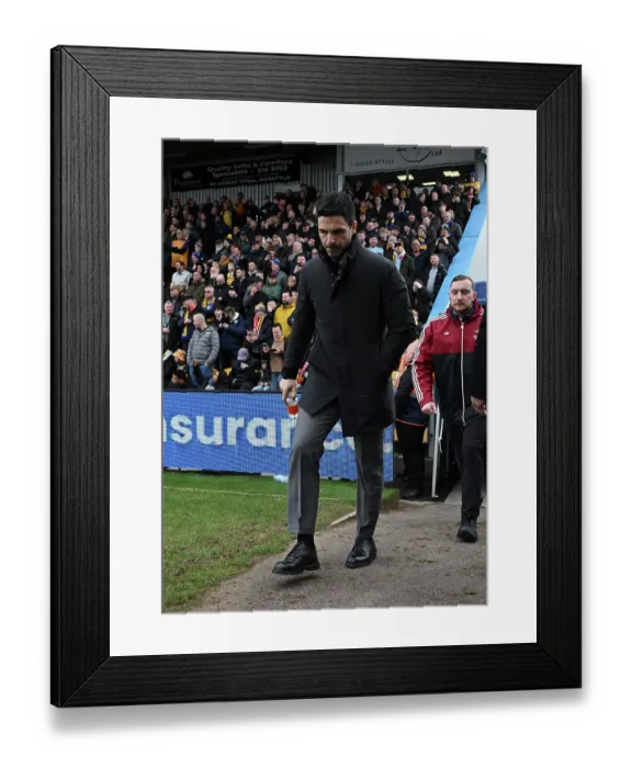 Framed Print : Mansfield Town v Arsenal - Emirates FA Cup Fifth Round