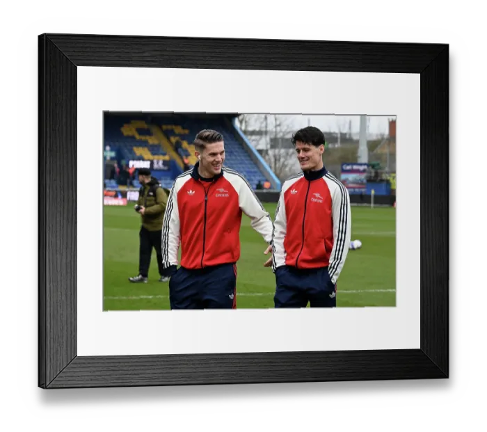 Framed Print : Mansfield Town v Arsenal - Emirates FA Cup Fifth Round