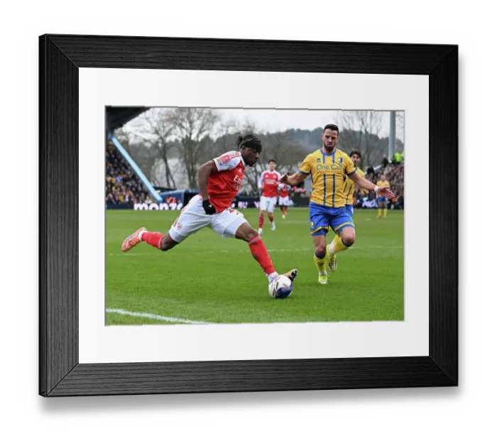 Framed Print : Mansfield Town v Arsenal - Emirates FA Cup Fifth Round Framed Print : Mansfield Town v Arsenal - Emirates FA Cup Fifth Round