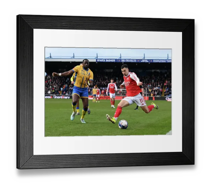 Framed Print : Mansfield Town v Arsenal - Emirates FA Cup Fifth Round