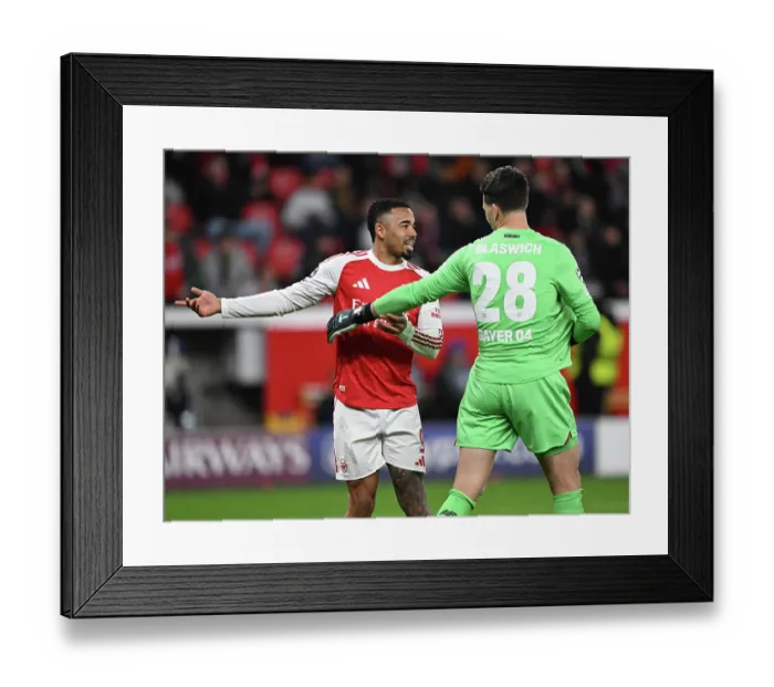 Framed Print : Bayer 04 Leverkusen v Arsenal FC - UEFA Champions League 2025 / 26 Round of 16 First Leg Framed Print : Bayer 04 Leverkusen v Arsenal FC - UEFA Champions League 2025 / 26 Round of 16 First Leg