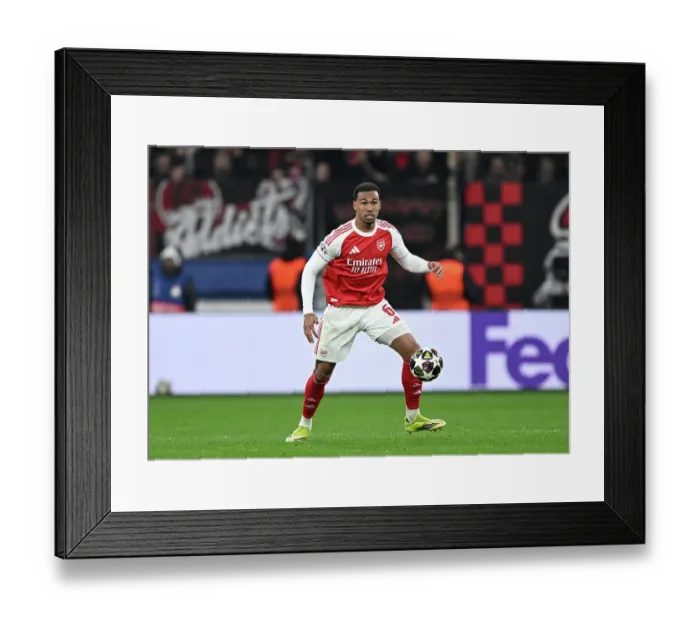Framed Print : Bayer 04 Leverkusen v Arsenal FC - UEFA Champions League 2025 / 26 Round of 16 First Leg Framed Print : Bayer 04 Leverkusen v Arsenal FC - UEFA Champions League 2025 / 26 Round of 16 First Leg