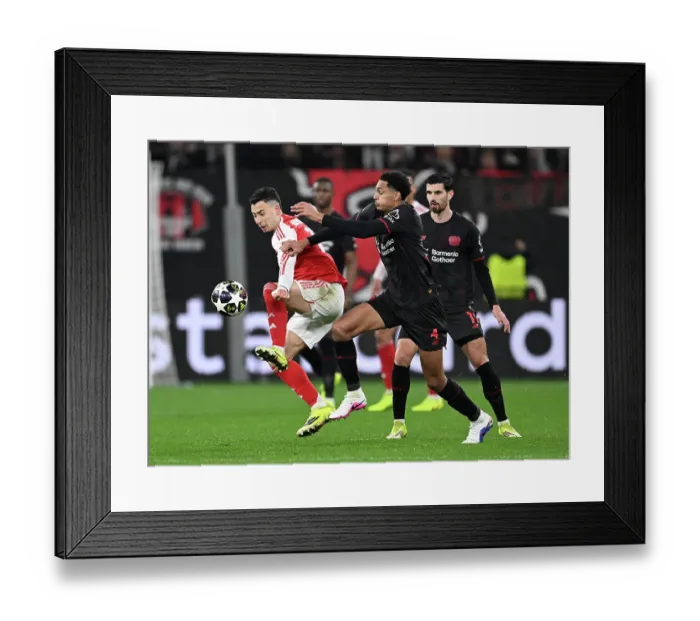 Framed Print : Bayer 04 Leverkusen v Arsenal FC - UEFA Champions League 2025 / 26 Round of 16 First Leg Framed Print : Bayer 04 Leverkusen v Arsenal FC - UEFA Champions League 2025 / 26 Round of 16 First Leg
