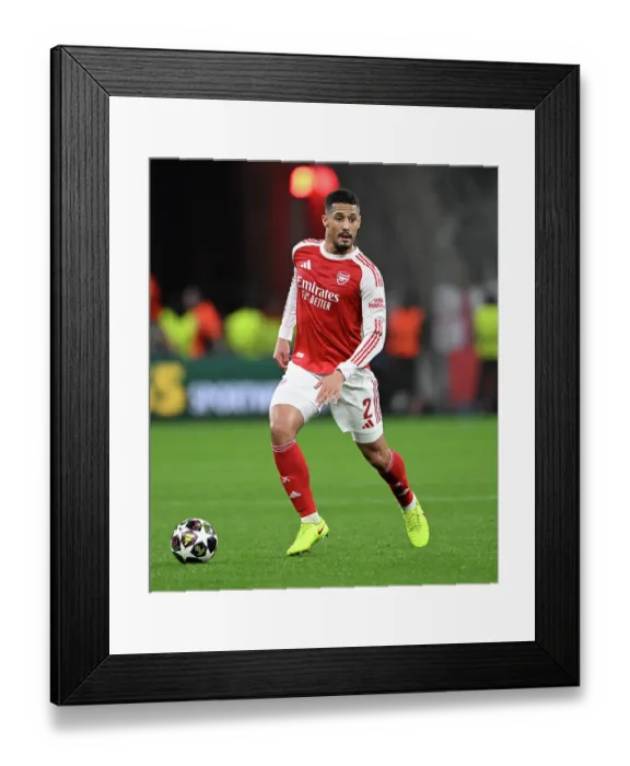 Framed Print : Bayer 04 Leverkusen v Arsenal FC - UEFA Champions League 2025 / 26 Round of 16 First Leg Framed Print : Bayer 04 Leverkusen v Arsenal FC - UEFA Champions League 2025 / 26 Round of 16 First Leg