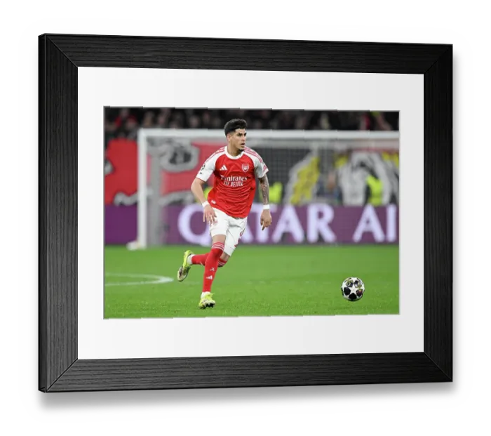 Framed Print : Bayer 04 Leverkusen v Arsenal FC - UEFA Champions League 2025 / 26 Round of 16 First Leg