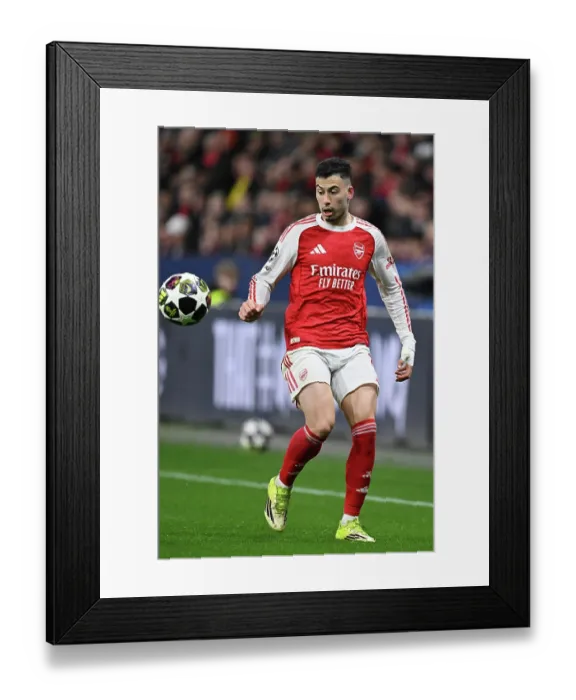 Framed Print : Bayer 04 Leverkusen v Arsenal FC - UEFA Champions League 2025 / 26 Round of 16 First Leg Framed Print : Bayer 04 Leverkusen v Arsenal FC - UEFA Champions League 2025 / 26 Round of 16 First Leg