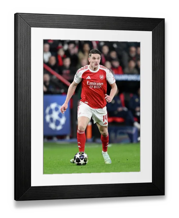 Framed Print : Bayer 04 Leverkusen v Arsenal FC - UEFA Champions League 2025 / 26 Round of 16 First Leg Framed Print : Bayer 04 Leverkusen v Arsenal FC - UEFA Champions League 2025 / 26 Round of 16 First Leg