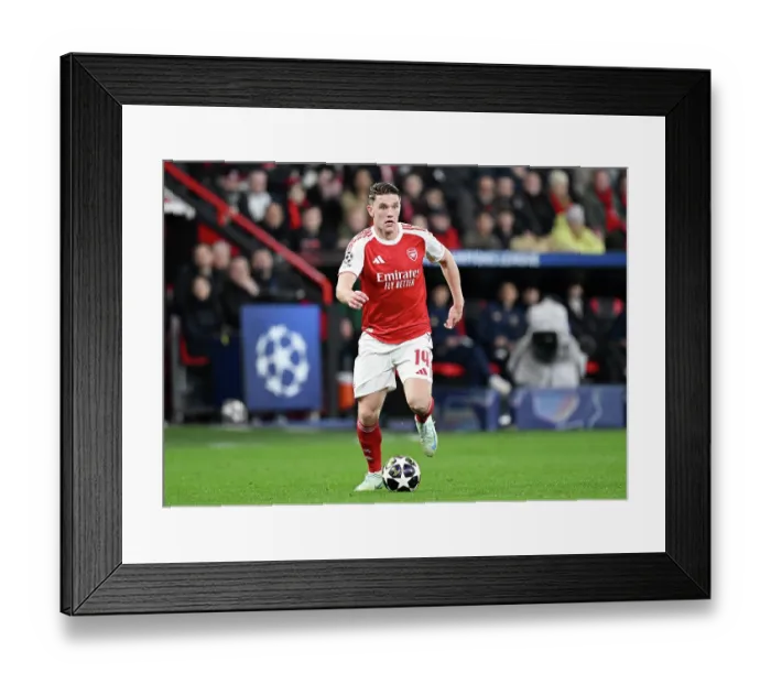 Framed Print : Bayer 04 Leverkusen v Arsenal FC - UEFA Champions League 2025 / 26 Round of 16 First Leg Framed Print : Bayer 04 Leverkusen v Arsenal FC - UEFA Champions League 2025 / 26 Round of 16 First Leg