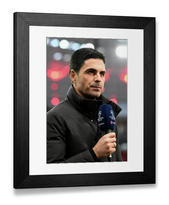 Framed Print : Bayer 04 Leverkusen v Arsenal FC - UEFA Champions League 2025 / 26 Round of 16 First Leg