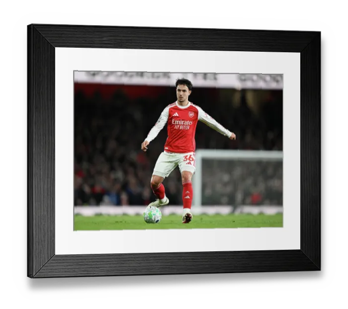 Framed Print : Arsenal v Everton - Premier League