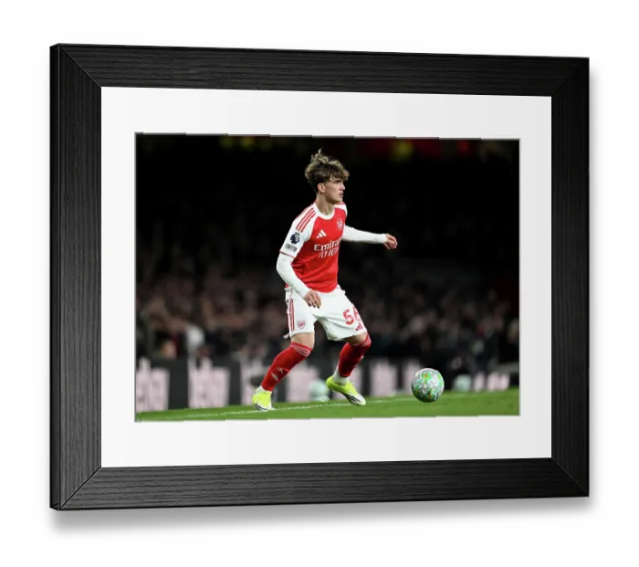 Framed Print : Arsenal v Everton - Premier League Framed Print : Arsenal v Everton - Premier League