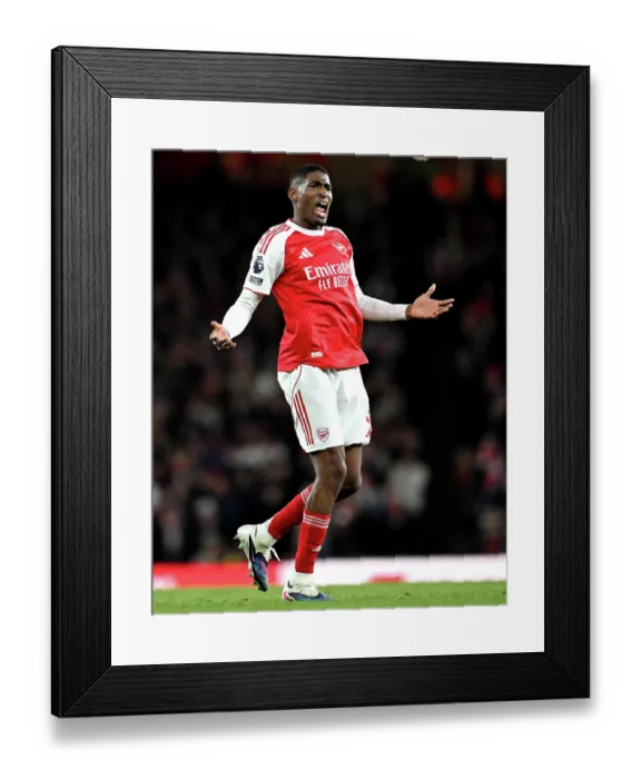 Framed Print : Arsenal v Everton - Premier League