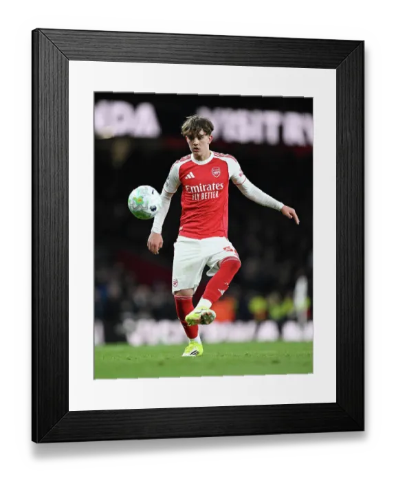 Framed Print : Arsenal v Everton - Premier League