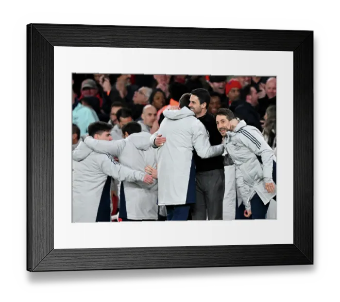 Framed Print : Arsenal v Everton - Premier League Framed Print : Arsenal v Everton - Premier League