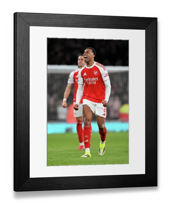 Framed Print : Arsenal v Everton - Premier League Framed Print : Arsenal v Everton - Premier League