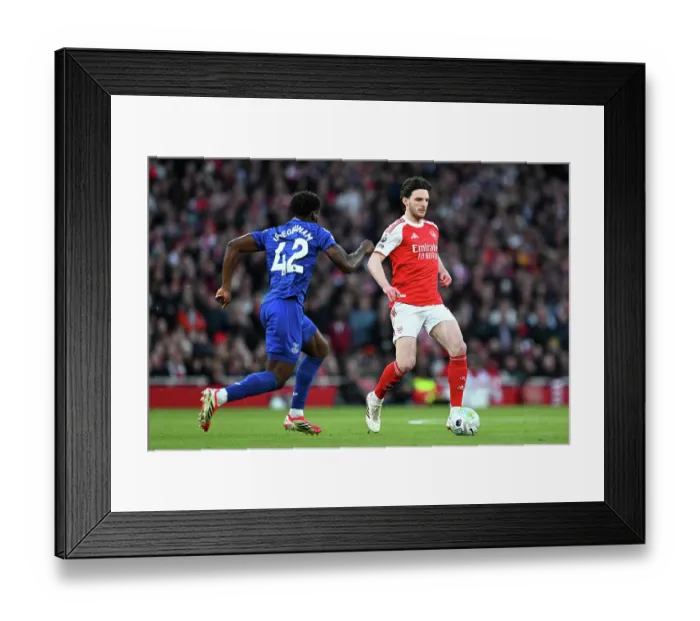 Framed Print : Arsenal v Everton - Premier League