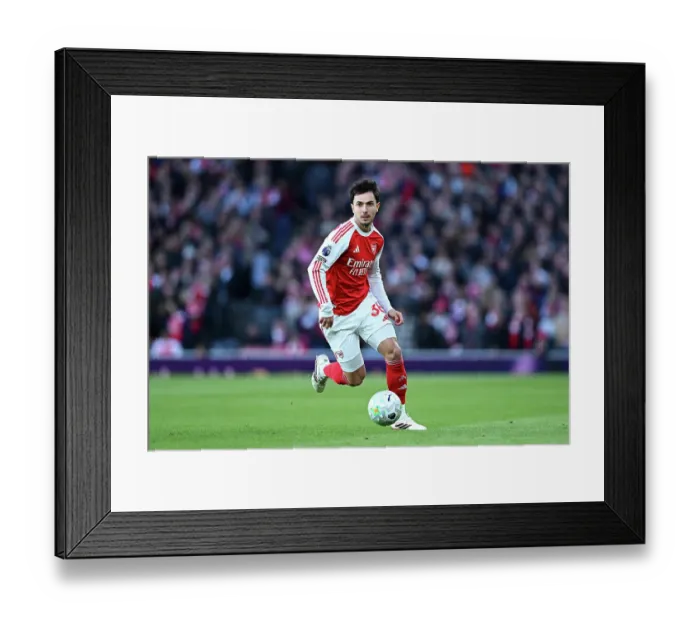 Framed Print : Arsenal v Everton - Premier League Framed Print : Arsenal v Everton - Premier League