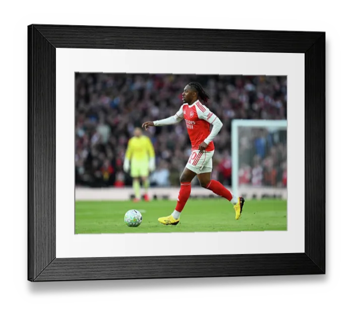 Framed Print : Arsenal v Everton - Premier League