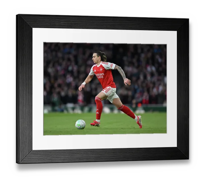 Framed Print : Arsenal v Everton - Premier League