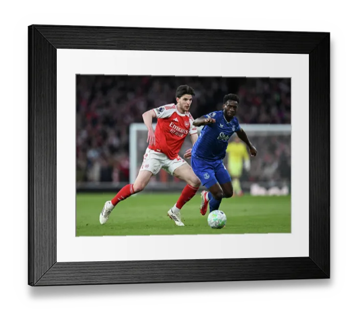 Framed Print : Arsenal v Everton - Premier League Framed Print : Arsenal v Everton - Premier League